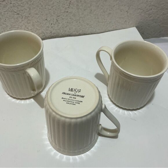 EUC Mikasa Italian countryside Coffee Mugs Cups White Bundle of 3 G23 - Picture 2 of 5